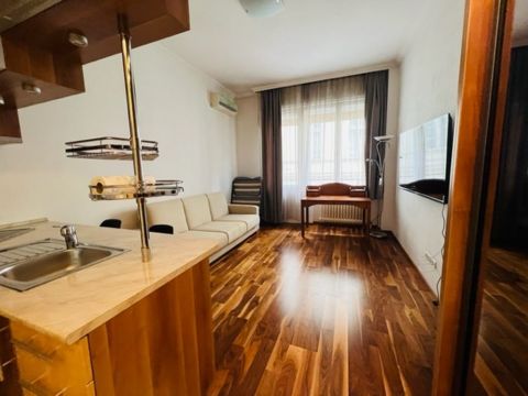 Eladó Lakás 1056 Budapest 5. kerület , Váci utca