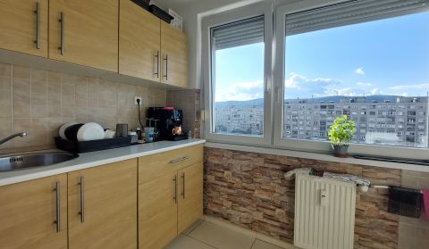 Eladó Lakás 1033 Budapest 3. kerület , Flórián tér - Miklós utca