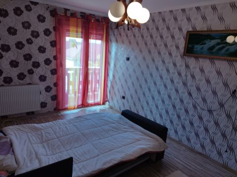 Eladó Lakás 2800 Tatabánya 