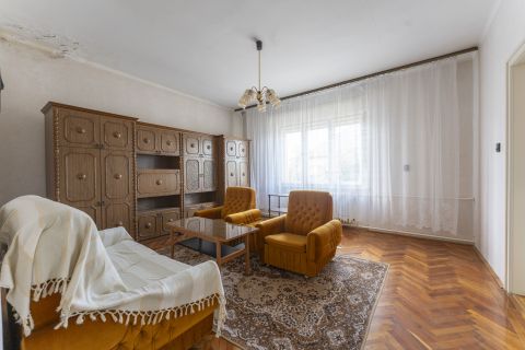 Eladó Ház 8000 Székesfehérvár 