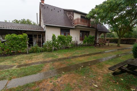 Eladó Ház 7000 Sárbogárd 