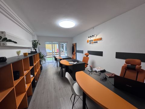 Kiadó Iroda 7624 Pécs 
