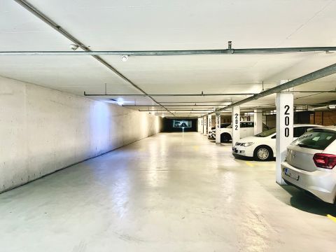 Kiadó Parkoló 1117 Budapest 11. kerület 