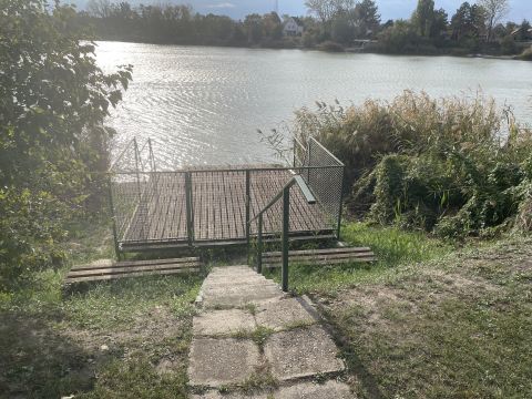 Eladó Ház 2337 Délegyháza Kék-tó büféhez közel