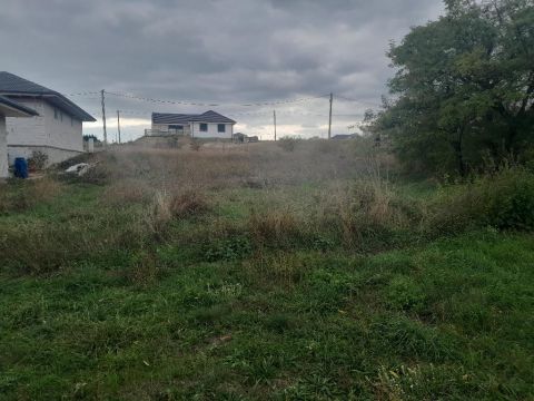 Eladó Telek 2066 Szár , 2066 Szár, központi