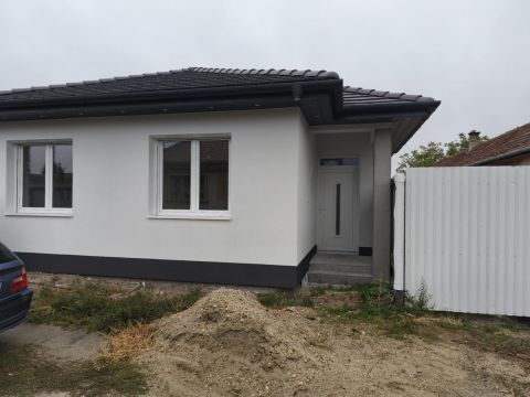 Eladó Ház 2700 Cegléd , Alszegi út környéke 