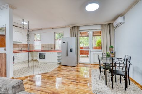 Eladó Lakás 1101 Budapest 10. kerület , Liget mellett nyugodt lakás