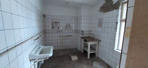 Eladó Üzlethelyiség 9735 Csepreg Csepreg központi részén üzlethelyiség eladó 