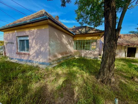 Eladó Ház 2769 Tápiószőlős , 2769 Tápiószőlős, Faluközpont