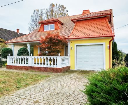 Eladó Ház 7516 Berzence Tágas családiház két szinten - kert, szauna, nagy nappali!