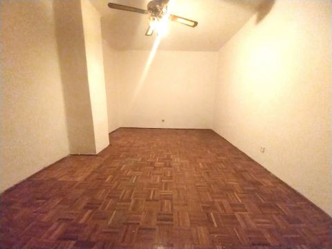 Eladó Lakás 3200 Gyöngyös 