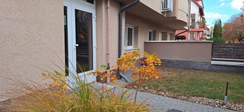 Eladó Lakás 6000 Kecskemét VACSIKÖZBEN KERTKAPCSOLATOS, AZONNAL KÖLTÖZHETŐ LAKÁS 