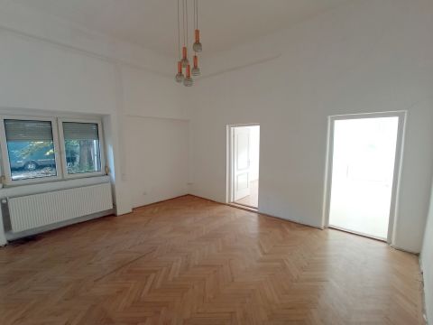 Eladó Lakás 4400 Nyíregyháza 