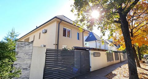 Eladó Lakás 1147 Budapest 14. kerület 