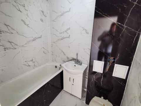 Kiadó Lakás 2750 Nagykőrös 