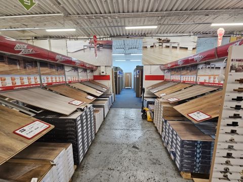 Kiadó Üzlethelyiség 7623 Pécs 