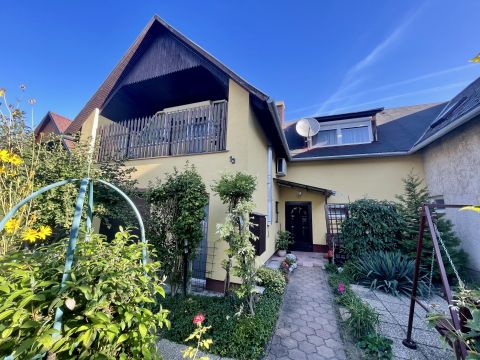 Eladó Ház 2510 Dorog 