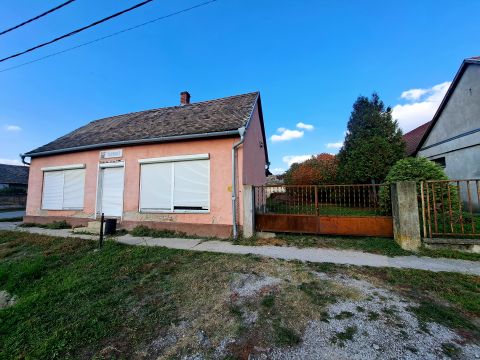 Eladó Ház 7827 Beremend 