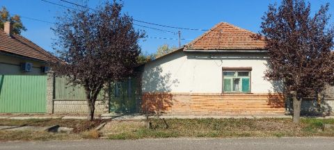 Eladó Ház 5440 Kunszentmárton , 5440 Kunszentmárton, Csendes