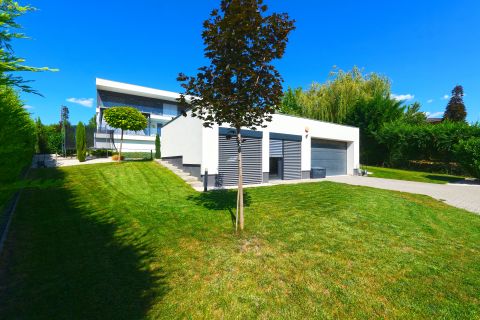 Eladó Ház 2600 Vác Altány