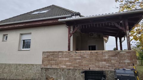 Eladó Ház 2485 Gárdony Vasútállomás közelében