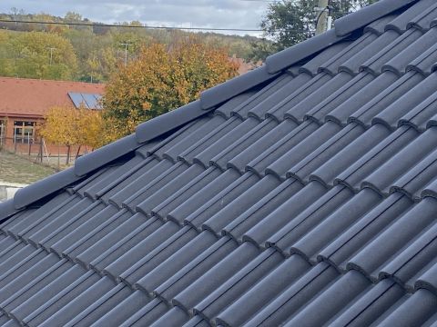 Eladó Ház 2135 Csörög 