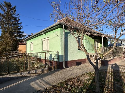 Eladó Ház 6512 Szeremle , Szeremle, Hunyadi János utca