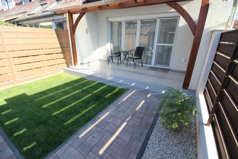 Eladó Ház 6000 Kecskemét , PRÉMIUM minőségben kialakított, DUPLA GARÁZSOS ingatlan!