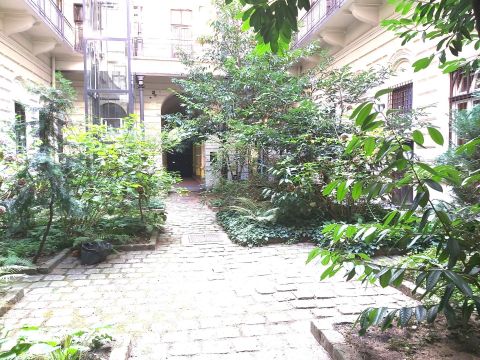 Kiadó Lakás 1051 Budapest 5. kerület 