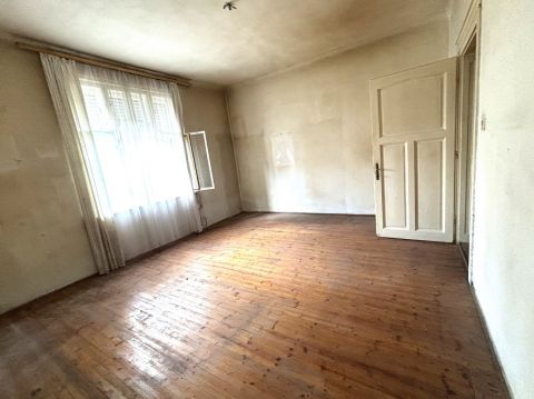 Eladó Ház 1046 Budapest 4. kerület 