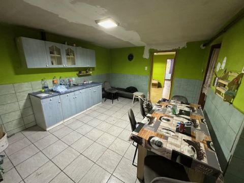 Eladó Ház 7015 Igar , Igar frekventált részén