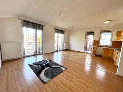 Eladó Lakás 9011 Győr , 9024 Győr, Nádorváros