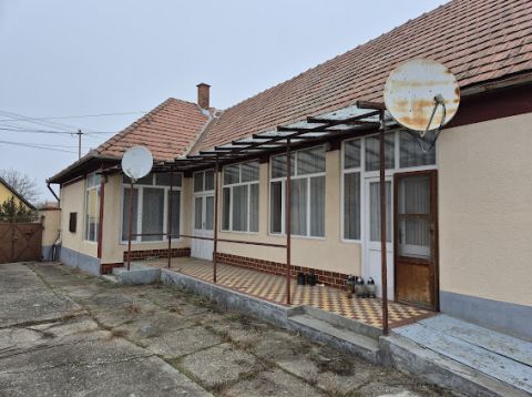 Eladó Ház 6524 Dávod 