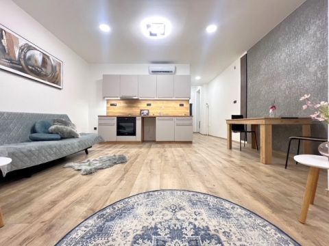 Eladó Lakás 1064 Budapest 6. kerület 