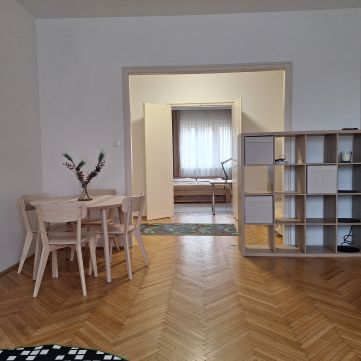 Kiadó Lakás 1011 Budapest 1. kerület 