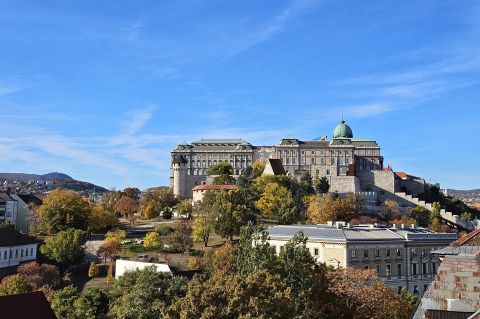 Kiadó Lakás 1013 Budapest 1. kerület 