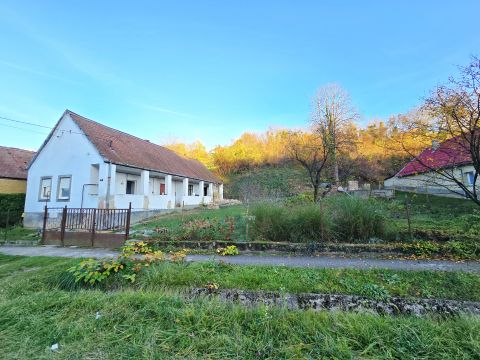 Eladó Ház 7668 Gyód 