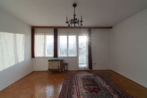 Eladó Lakás 1026 Budapest 2. kerület 