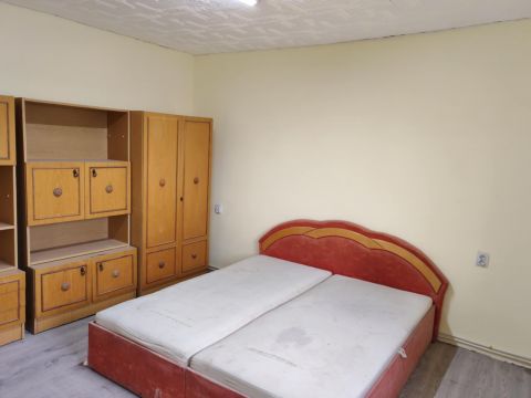 Eladó Ház 5837 Kisdombegyház 