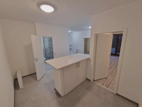 Kiadó Lakás 2071 Páty Közel a központhoz