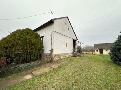 Eladó Ház 4246 Nyíregyháza , 4551 Nyíregyháza, Oros