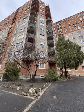 Eladó Lakás 2120 Dunakeszi 