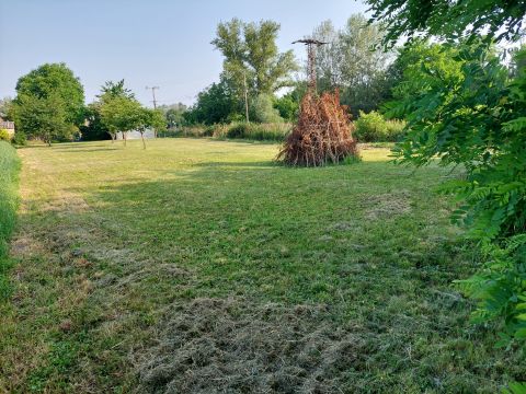 Eladó Telek 9151 Abda Vámház utca közelében