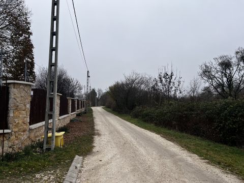 Eladó Telek 2040 Budaörs 