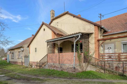 Eladó Ház 8256 Ábrahámhegy 