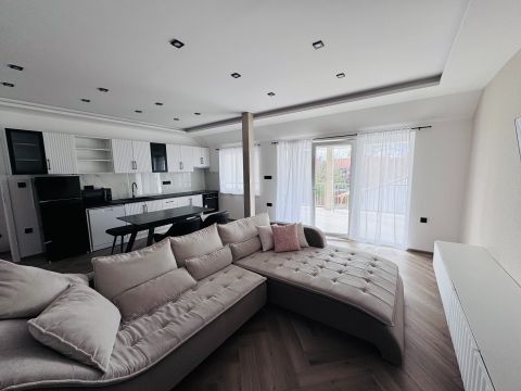 Eladó Lakás 7815 Harkány 