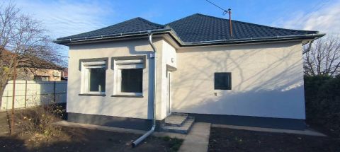 Eladó Ház 5540 Szarvas , 5540 Szarvas, kertváros