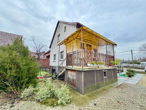 Eladó Ház 2360 Gyál 