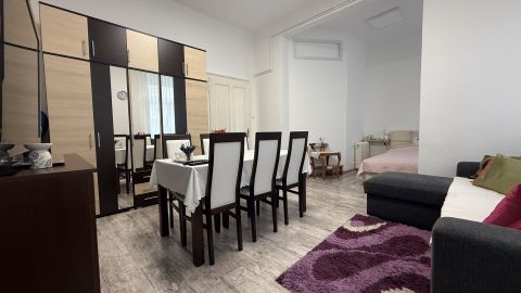 Eladó Lakás 9700 Szombathely , Belváros közeli kis lakás