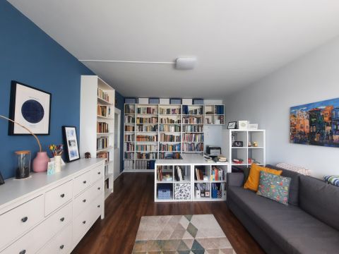 Kiadó Lakás 6000 Kecskemét , KIADÓ 3 szobás, erkélyes, bútorozott lakás